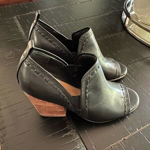 Lucca Lane Shoes